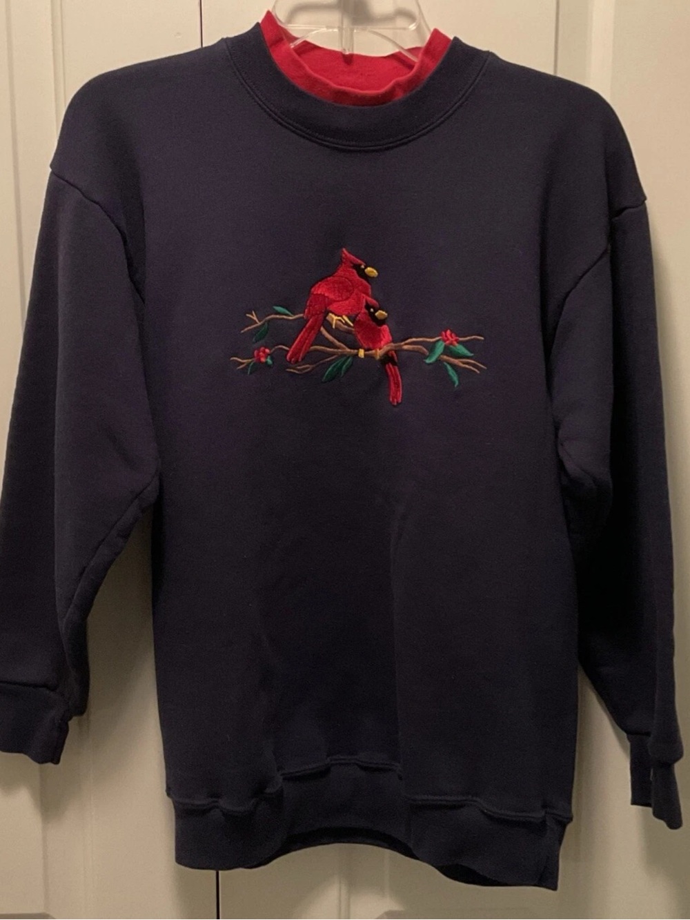 Vintage Won’s Wear Women’s Pullover Sweatshirt Embroidered Cardinals Size L EUC